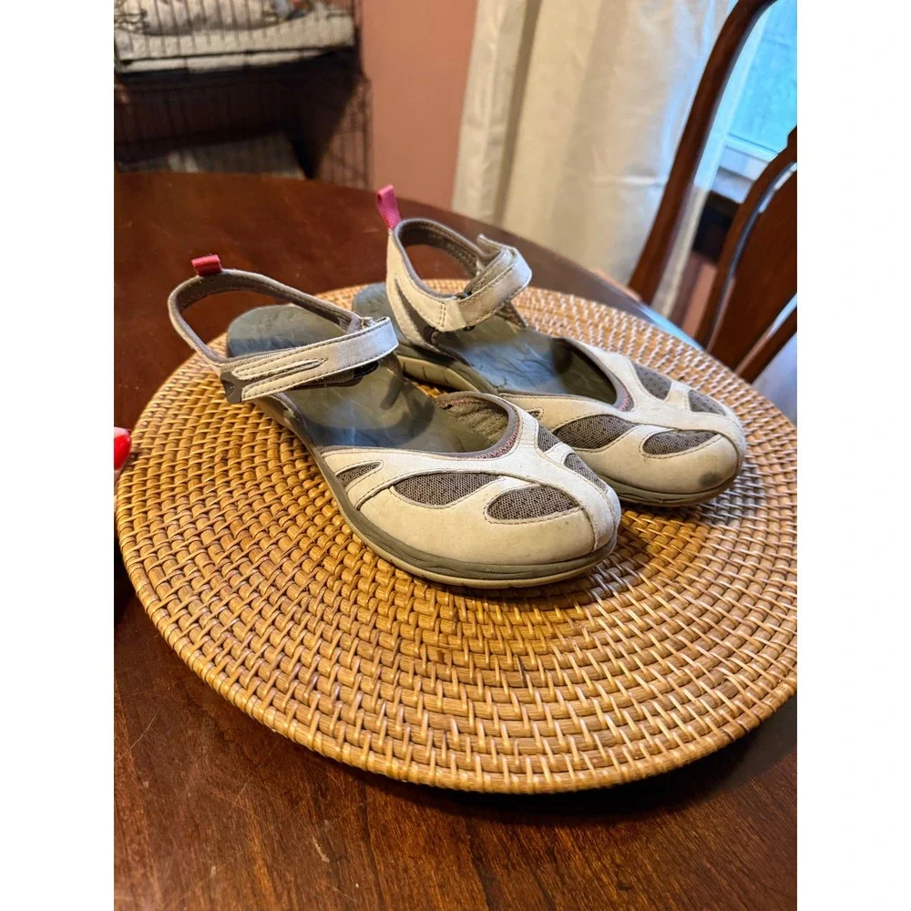 Merrell Aluminum Womens Sport Sandals Tan Grey Pink J37484 Size 8 Mary Jane